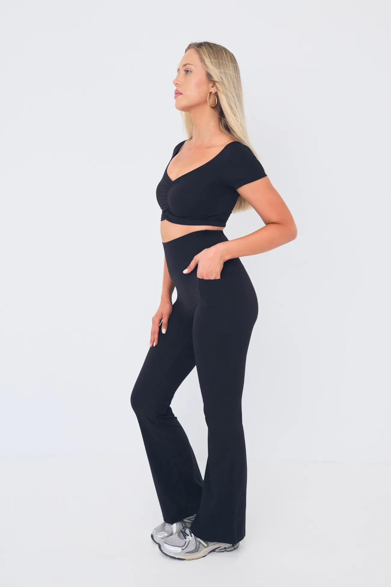 Alpine Flare Pocket (Tall) Leggings - Black