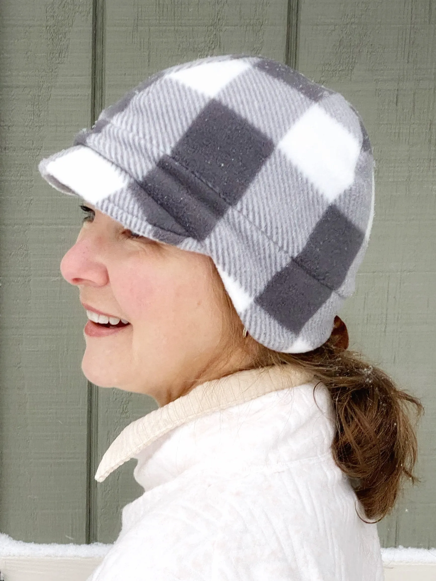 Anti-pill Fleece Winter Hat for Women, Winter Hat, Earflap Beanie for Women, Grey and White Buffalo Plaid