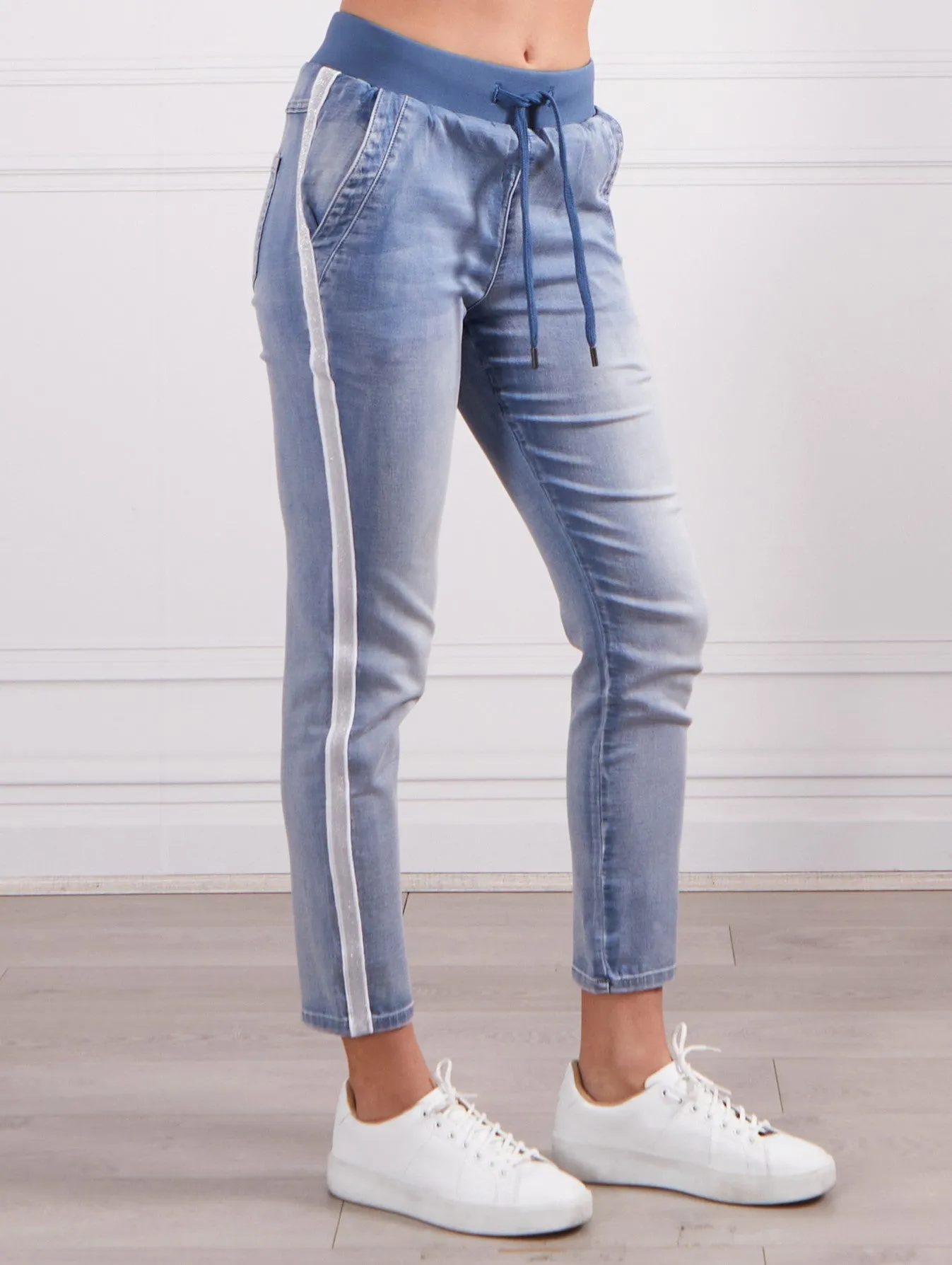 Boston stretch denim jogger light blue