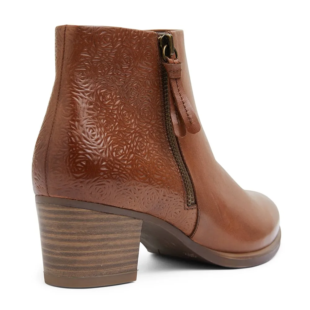 Cafe Boot in Tan Leather