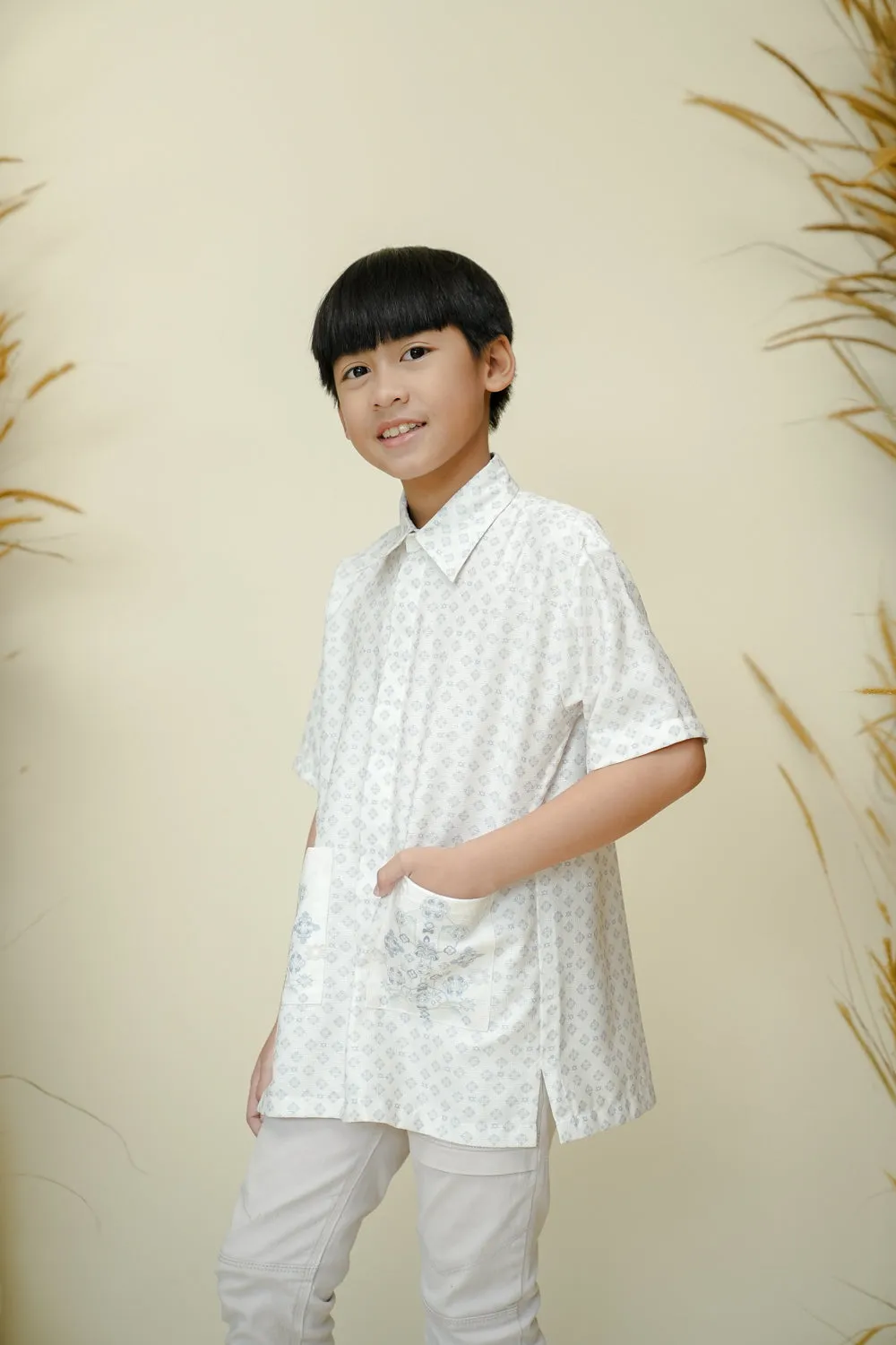 Dumai Shirt Boy (Minor) Cahaya