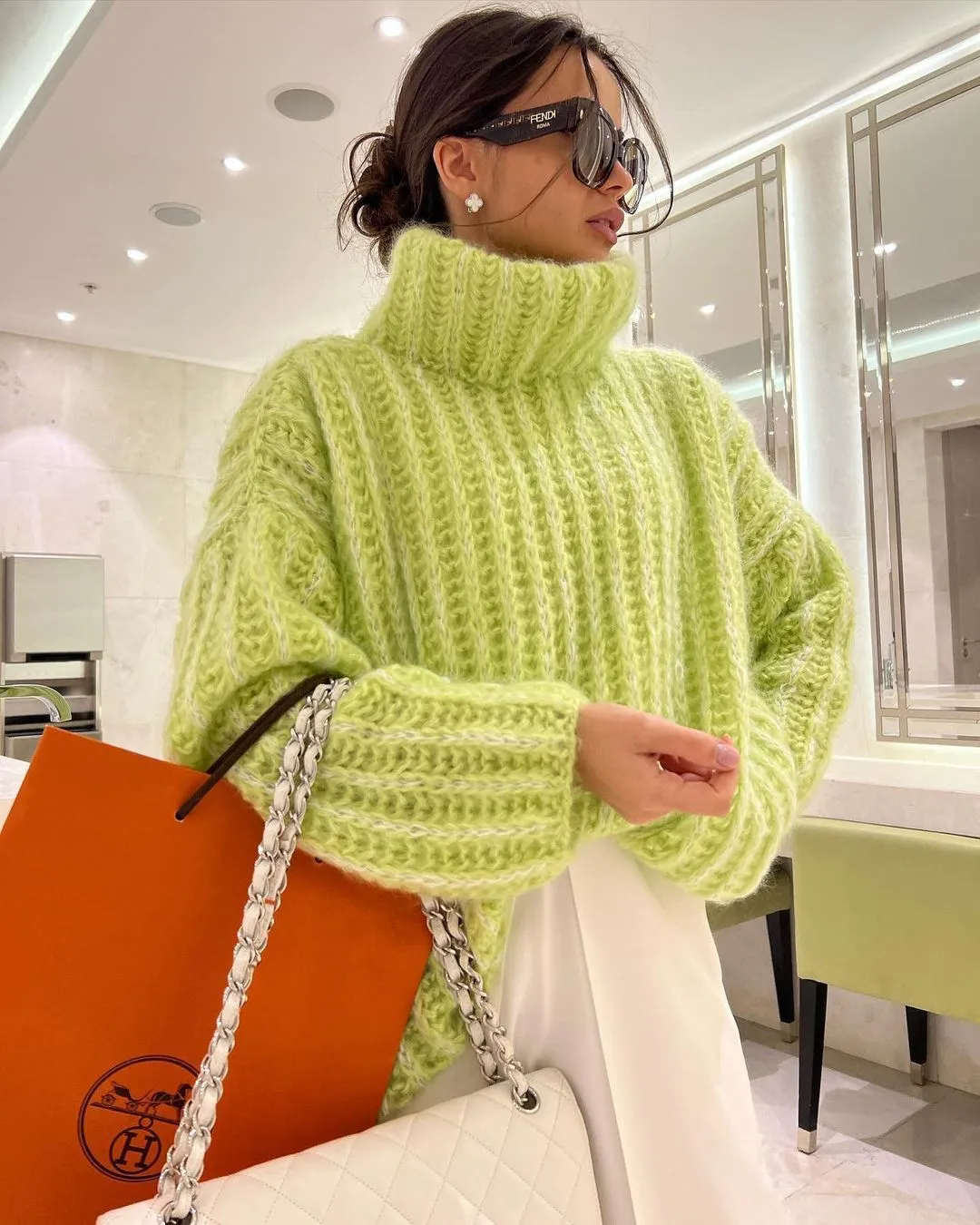 Fluffy long-sleeved sweater