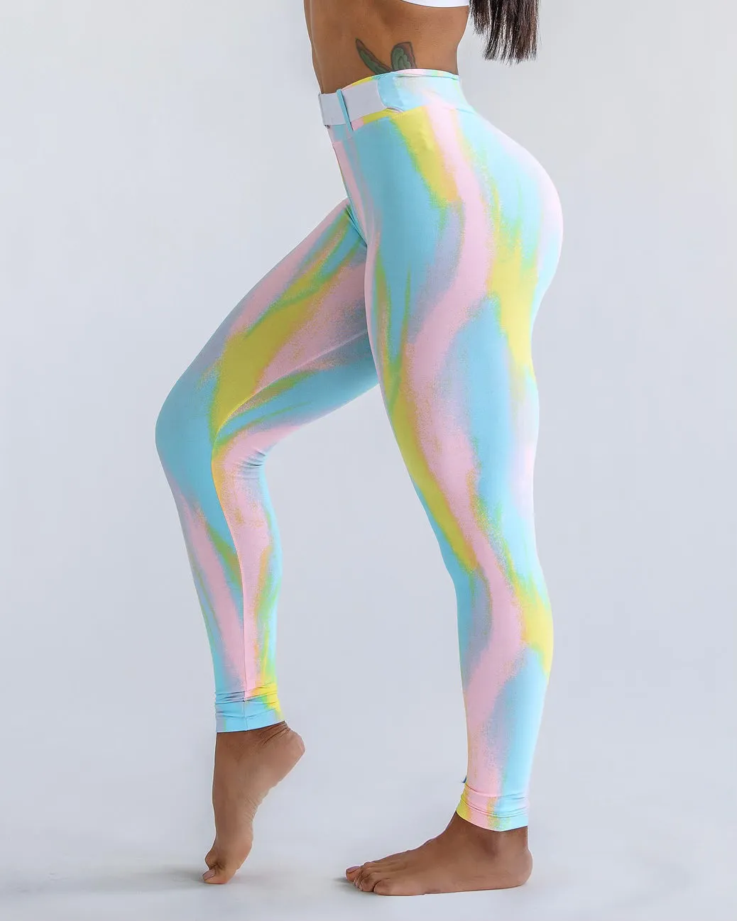 LUMINOUS LEGGINGS