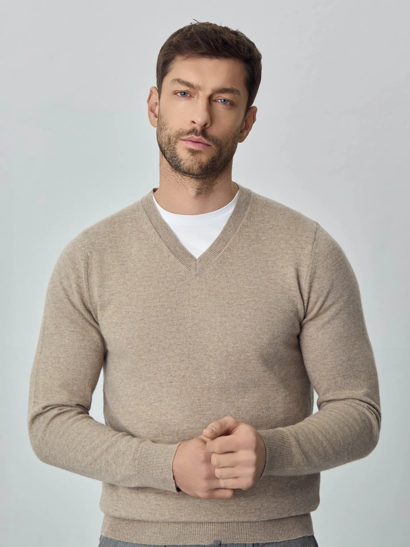 Machine Washable V-Neck Sweater With Long Sleeves In Lambswool Blend