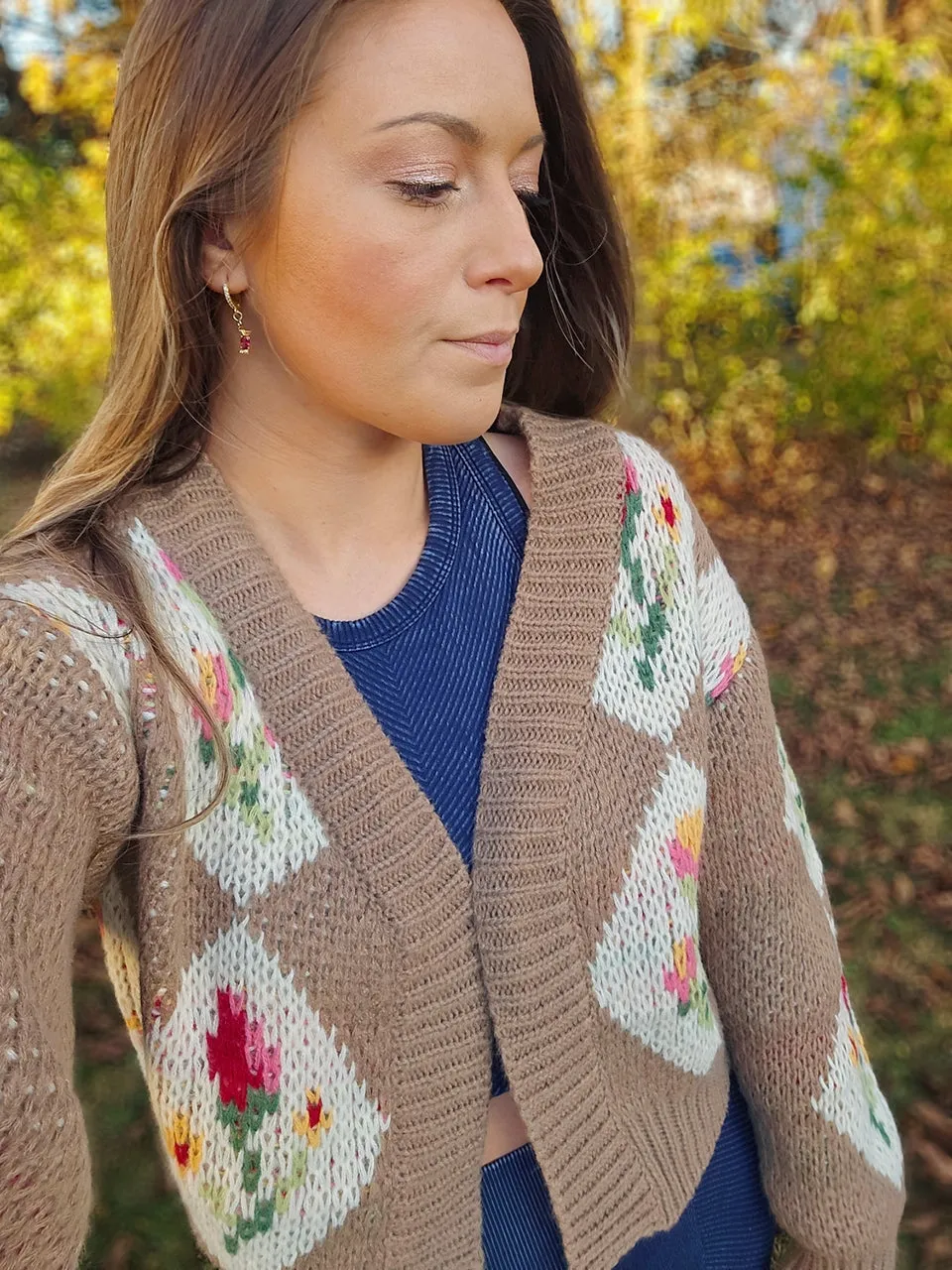 Romantic Bouquet Cropped Vintage Floral Cardigan