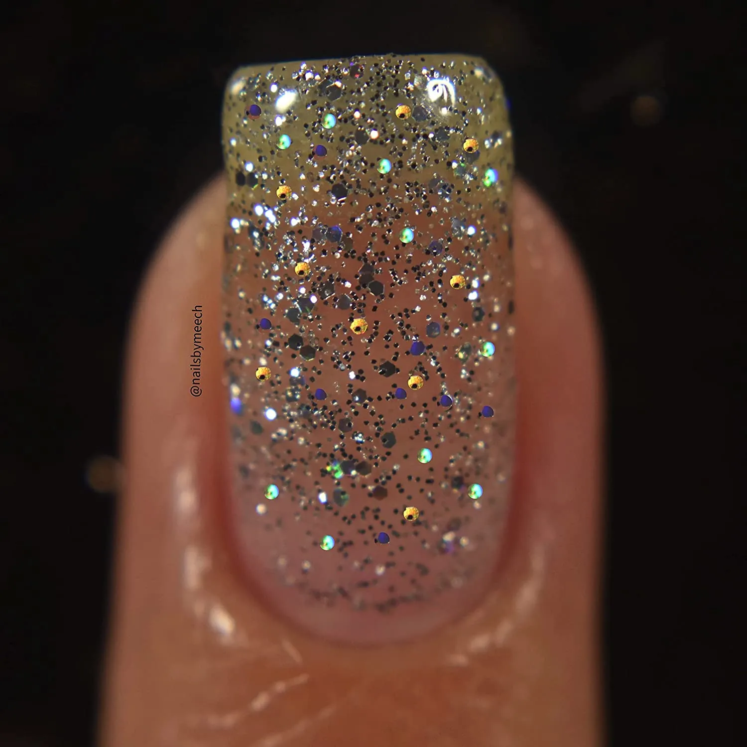 Silver Glitter Explosion (023)